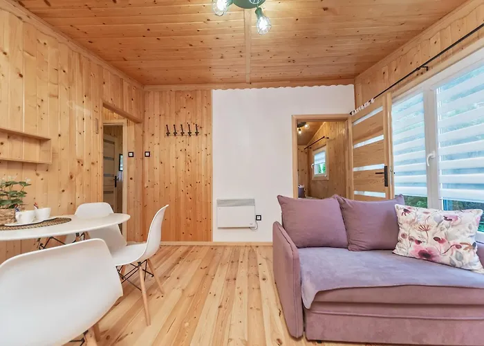 Na Brodku بيت للعطل