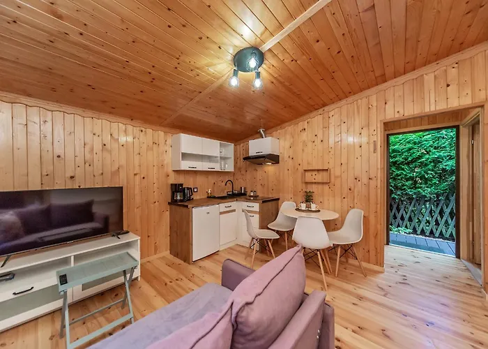 Na Brodku بيت للعطل