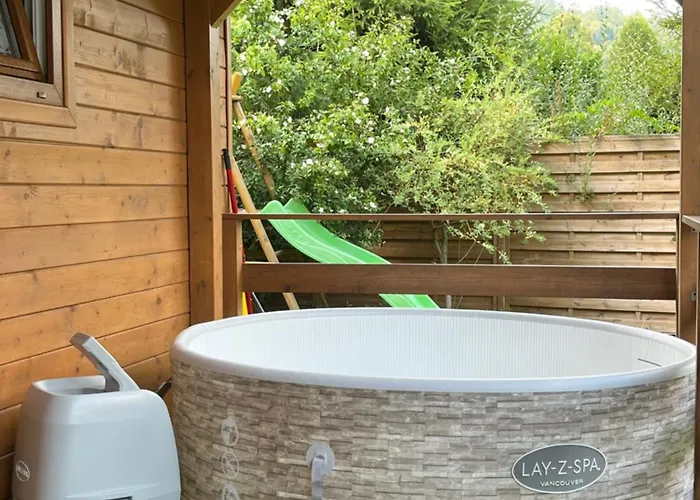 Na Brodku بيت للعطل